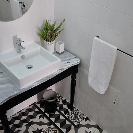 Villa Casa18.55 - Time With History *